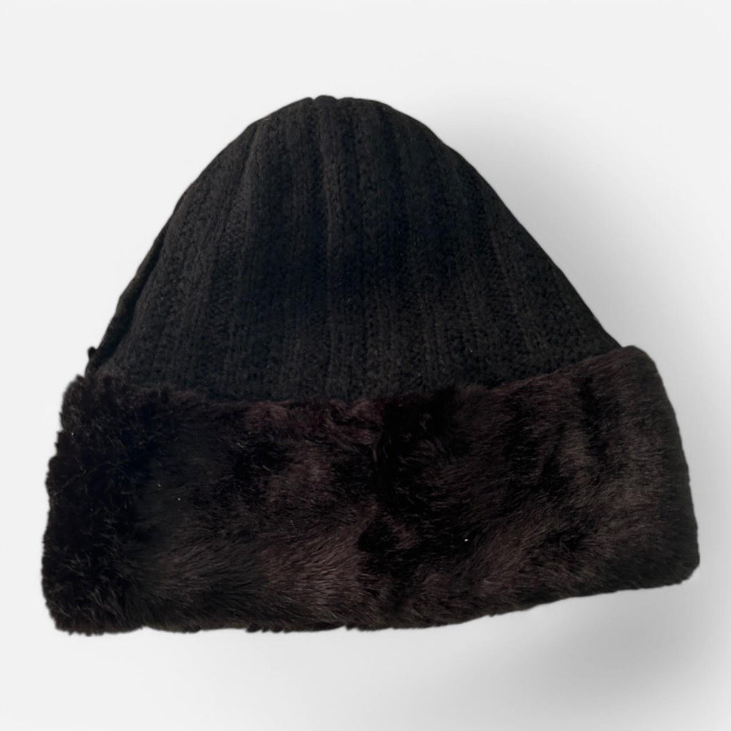 Black faux fur beanie hat #winteraccessories sku 6821