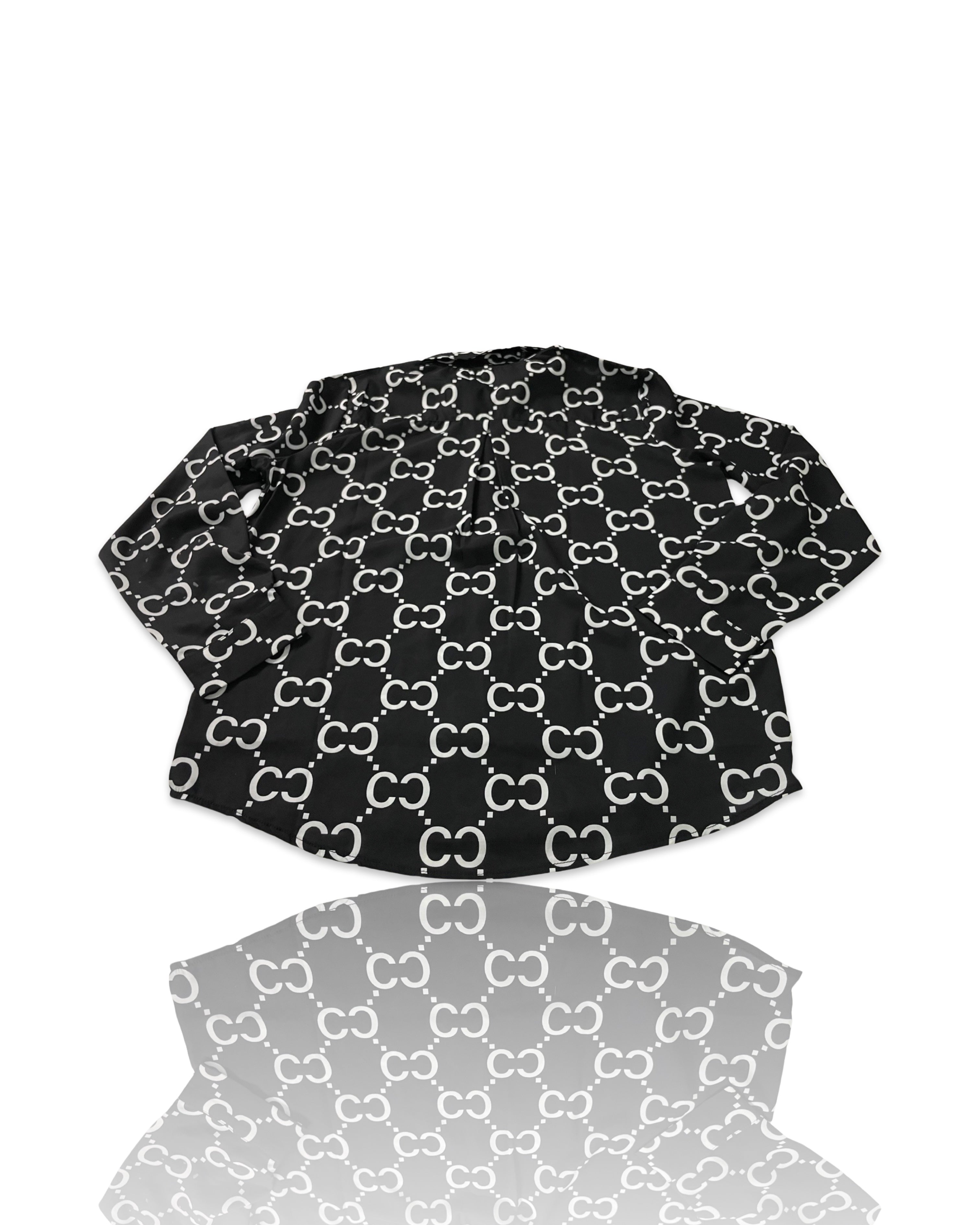 Cliche Vintage| Vintage black monogram unbranded Womens shirt