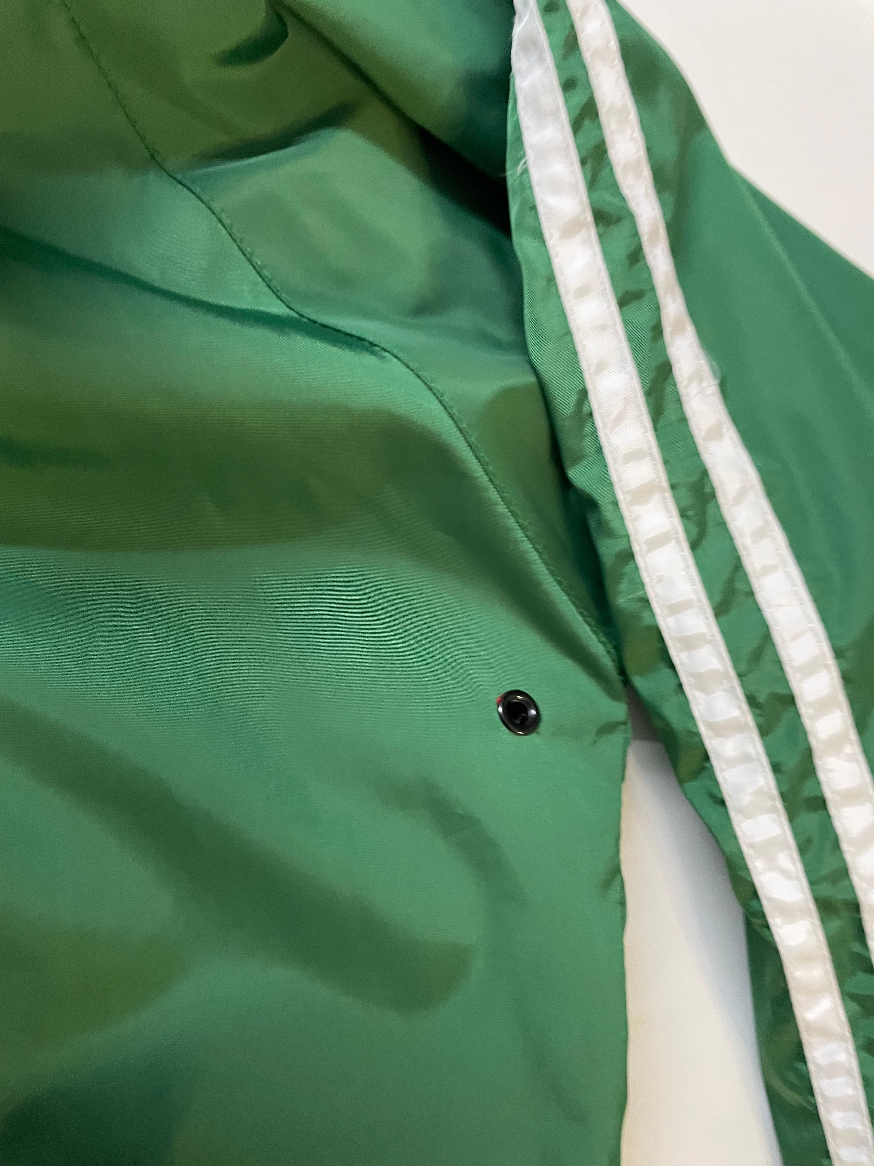Vintage lightweight Balcon green mens windbreaker jacket in size small TO Medium L28 W22| SKU 4177