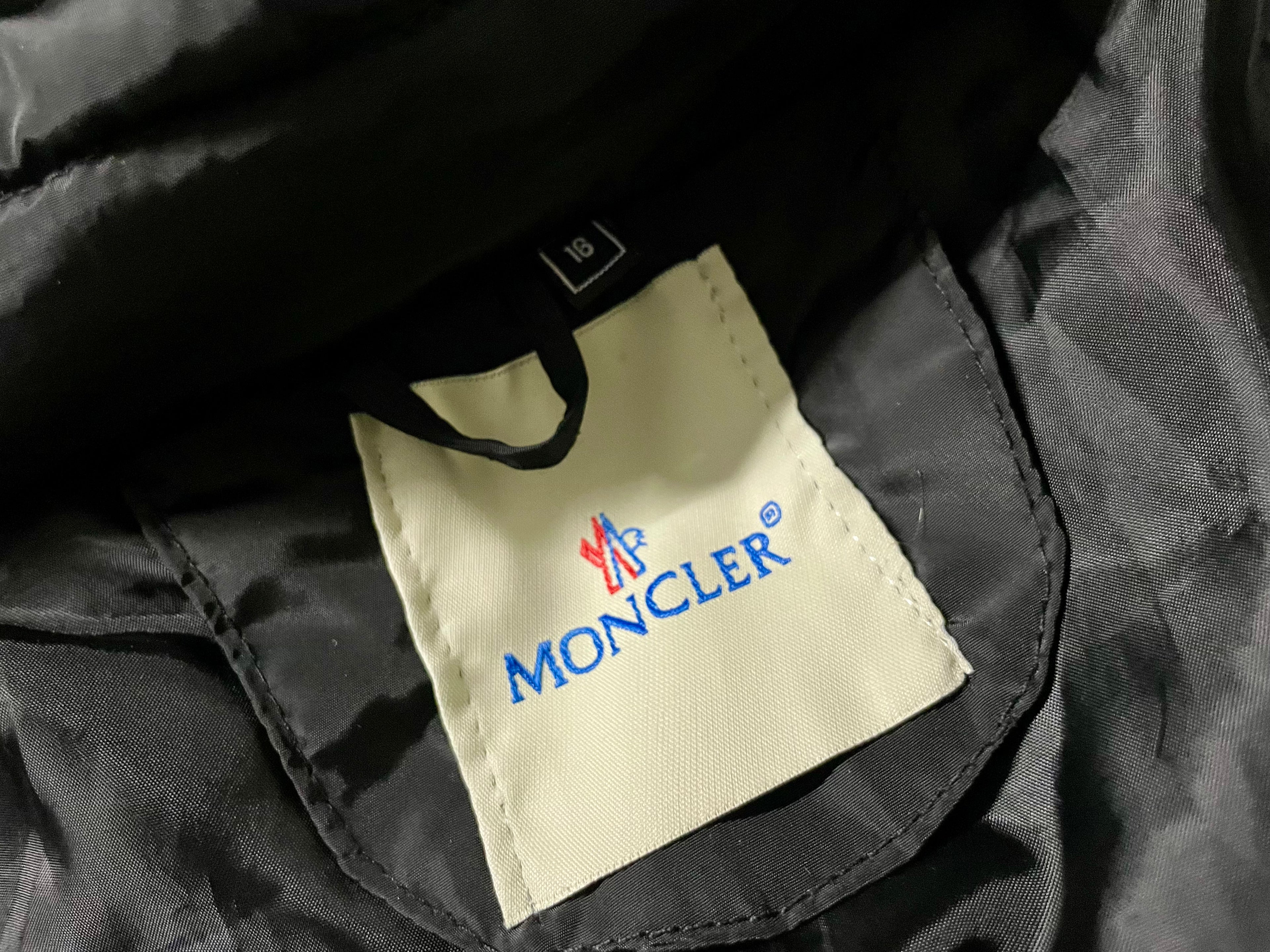 Cliche Vintage| ViNTAGE Women black moncler Jacket| 16/XLCliche Vintage| ViNTAGE Women black moncler Jacket| 16/XL