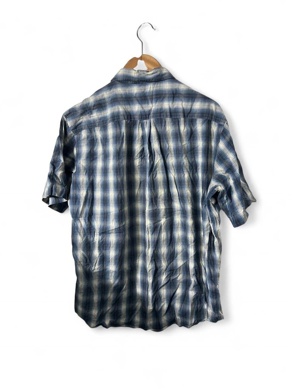 Vintage Canda men’s Blue and white plaid short sleeve button up shirt size xl 
L 31 W 25 
SKU 7138