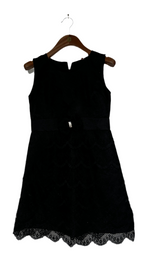 Black velvet dress with lace trim and a bow detail, featuring a zipper closure and a belt. #velvetdress #lacedetail size s/M  L 34 W 14.5 SKU 7020