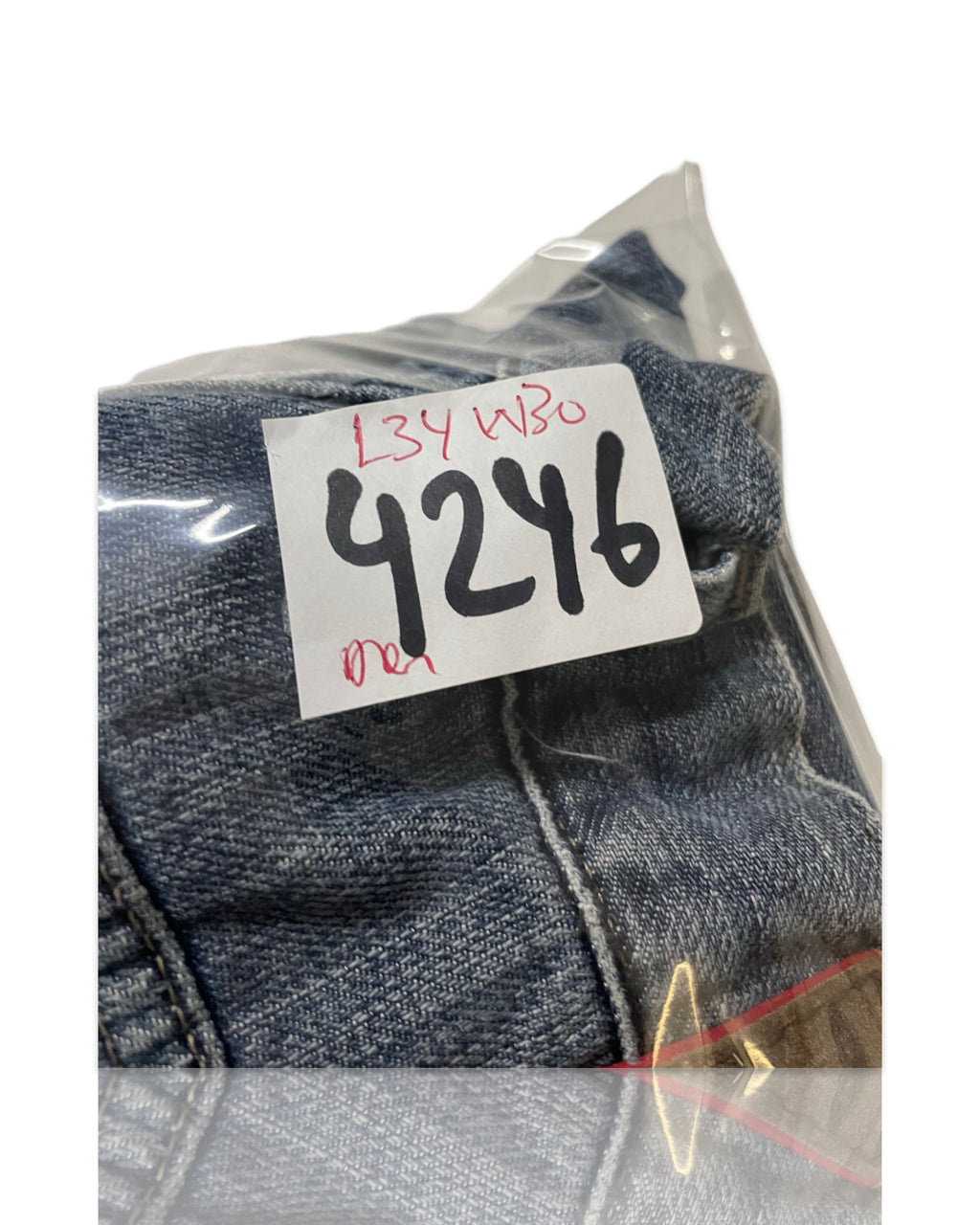 Vintage Tommy Hilfiger Brooklyn Regular Fit Men's Jeans in a classic blue jean , sized W30 L34|SKU 4246