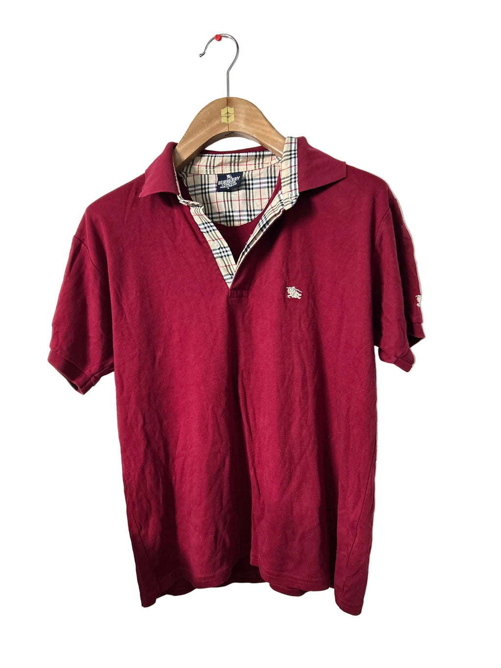 Women’s vintage Burberry London red cotton piqué polo shirt with Nova Check collar and logo embroidery.