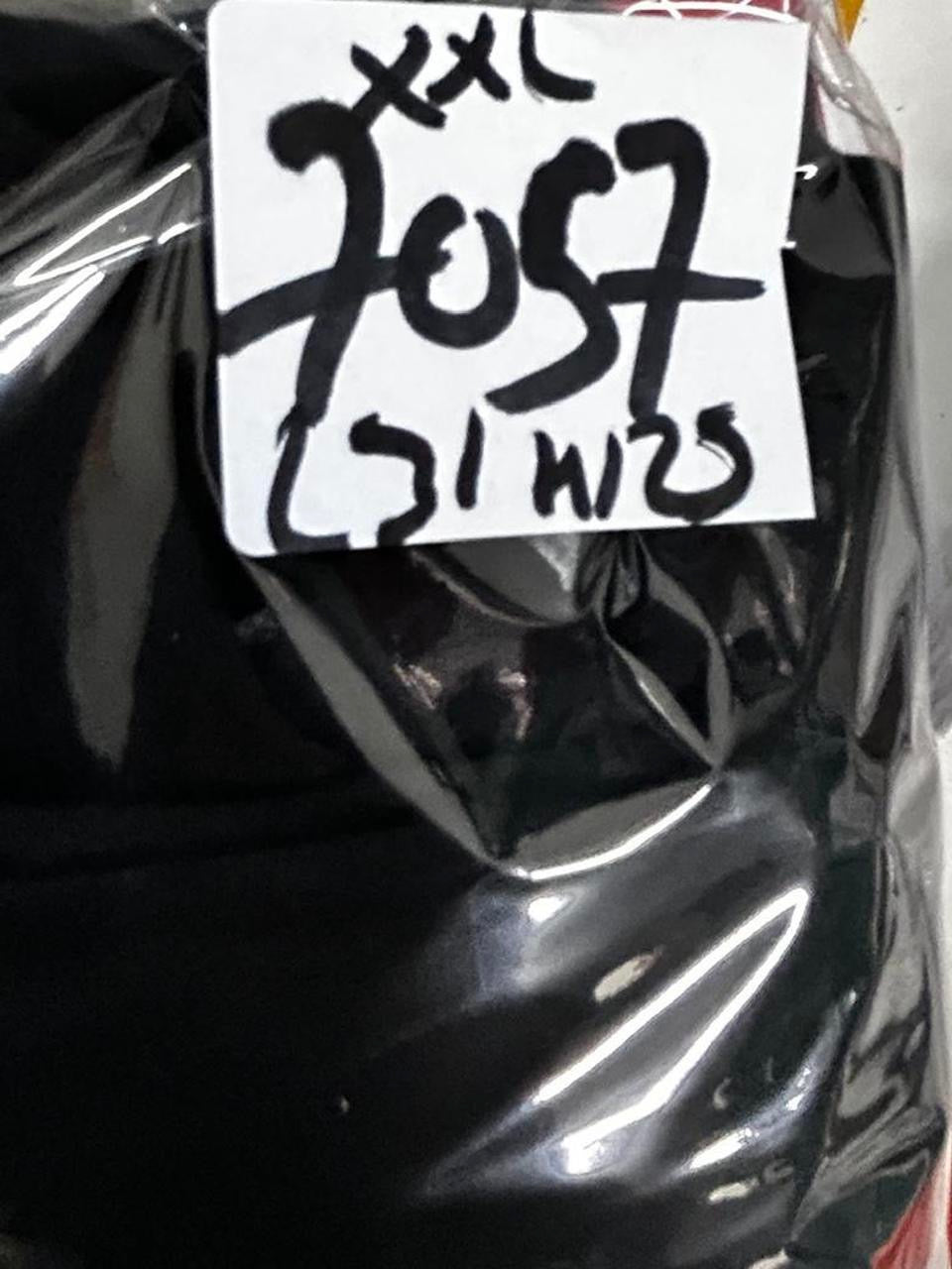 Black Art of Fight graphic t-shirt with French Guiana design #MMA collar to hem 31 pit to pit 23 sku 7057