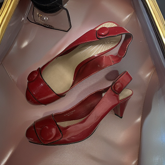 Vintage Red Women's made in vietnam Leather heel Sandals size 5