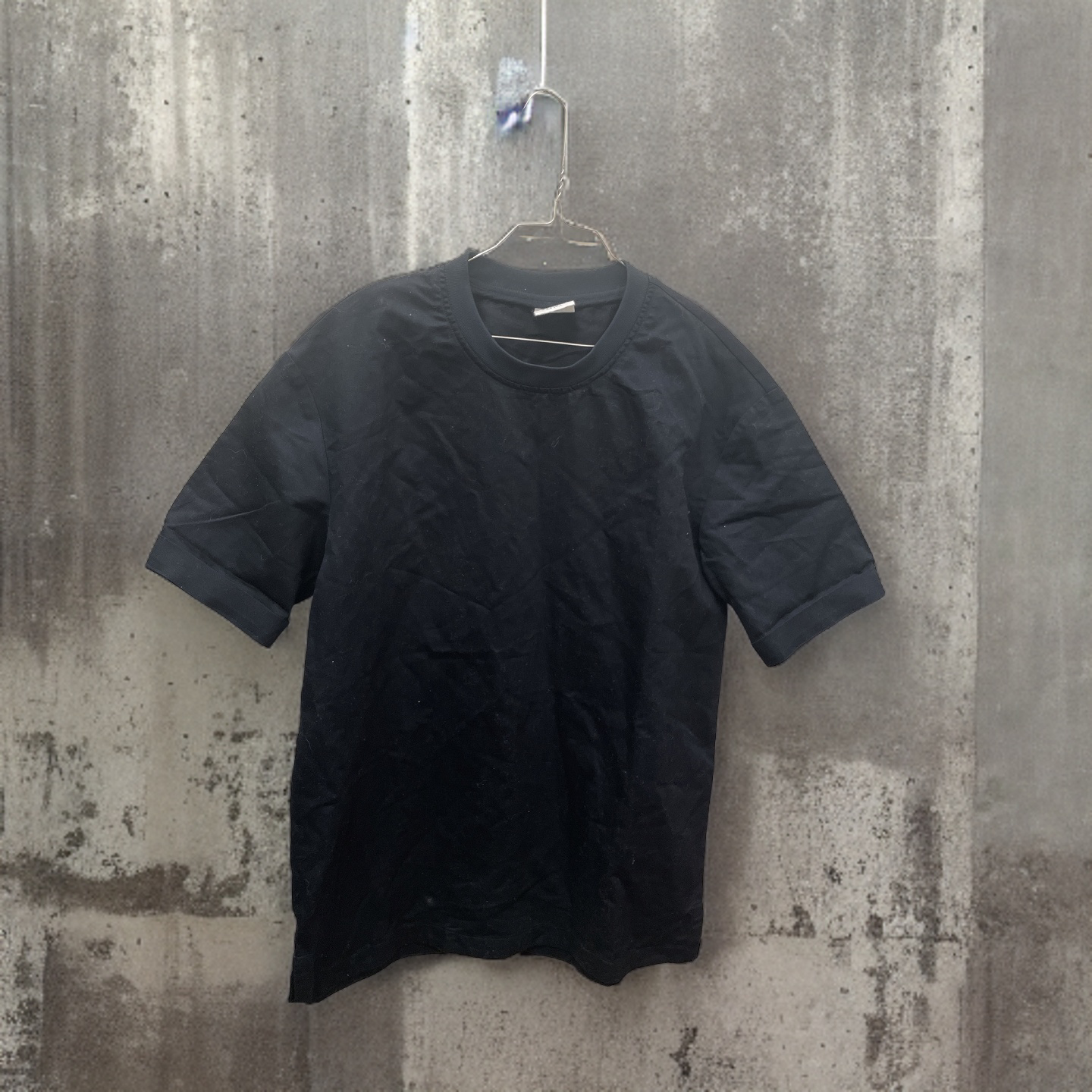 Rubynee Vintage y2k mens H&M blue short tshirt