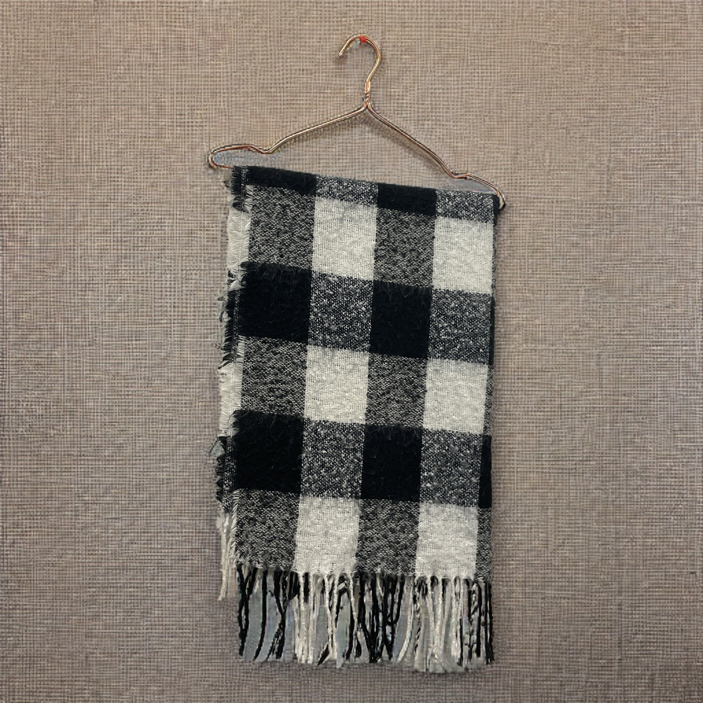 Rubynee Vintage y2k black and white checkered scarf