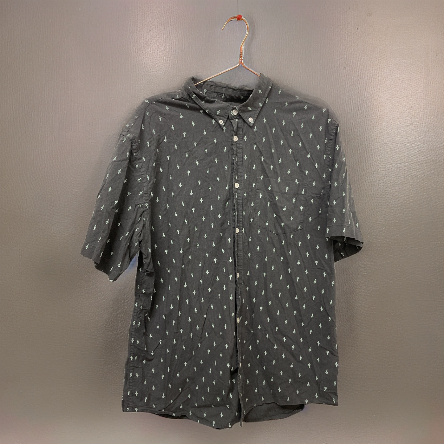 Rubynee  Vintage y2k old navy mens black floral printed short sleeve shirt size XL