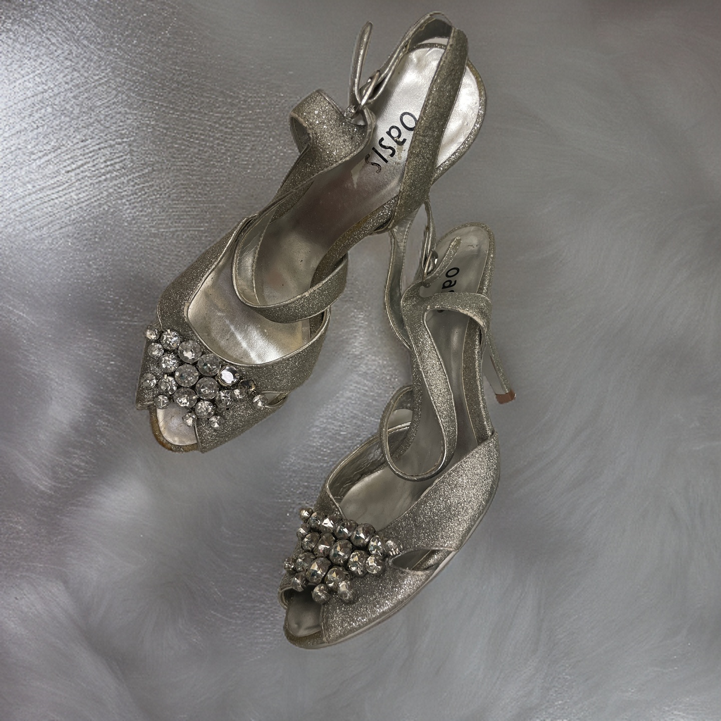 Vintage latest design grey italian oasis heel shoe size 39