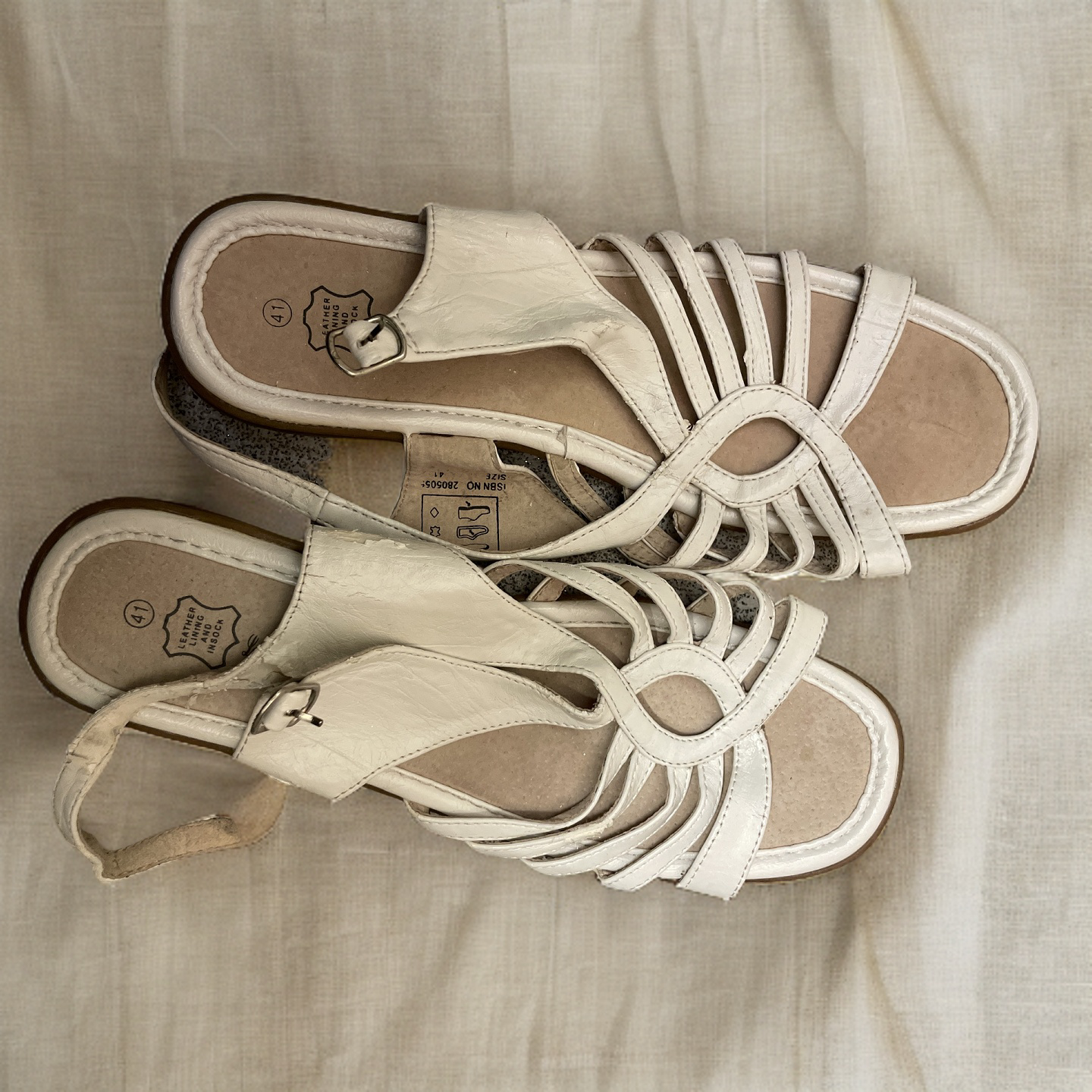 Rubynee  Vintage y2k cream strappy flat women sandals size 41