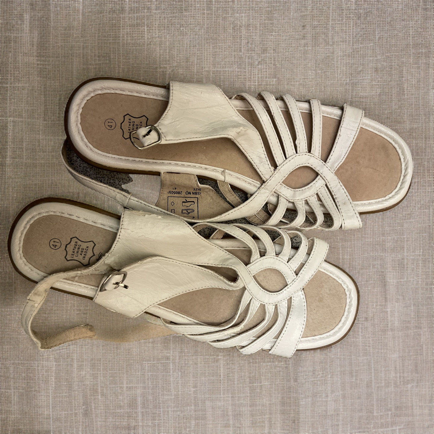 Rubynee  Vintage y2k cream strappy flat women sandals size 41