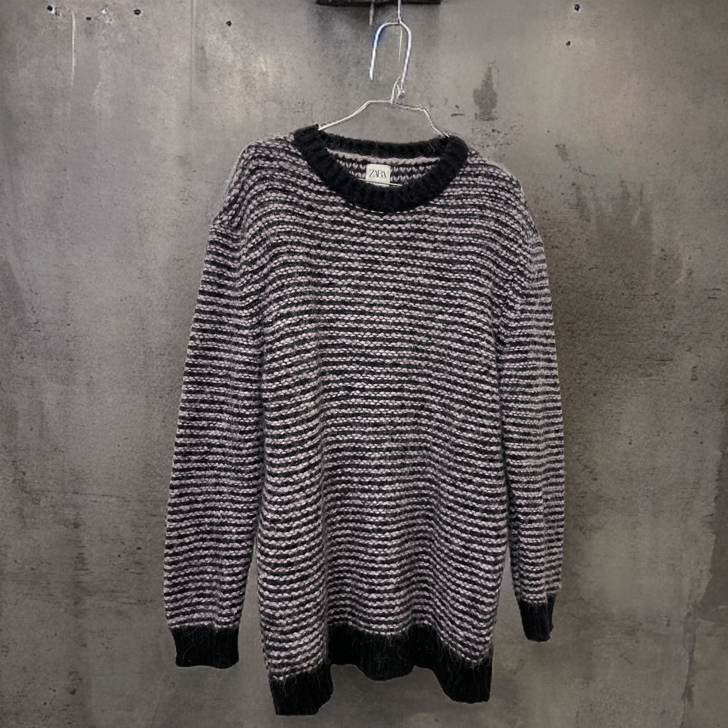 Rubynee Vintage y2k crew neck fluffy purple zara pull over sweater