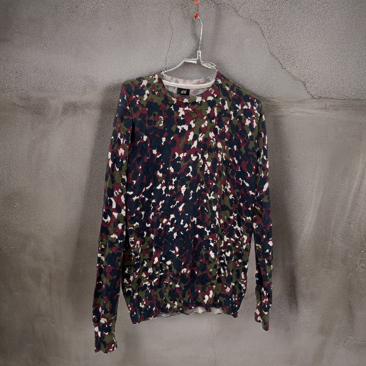 Rubynee Vintage y2k H&M animal print multi colored sweater