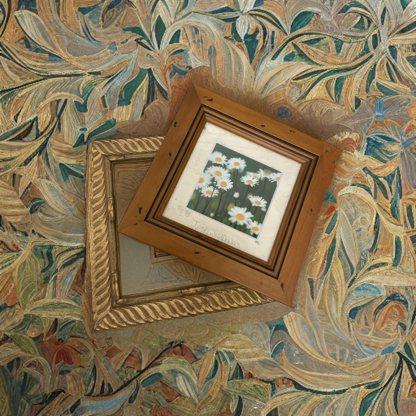 Rubynee Gold picture frames with art and flower design