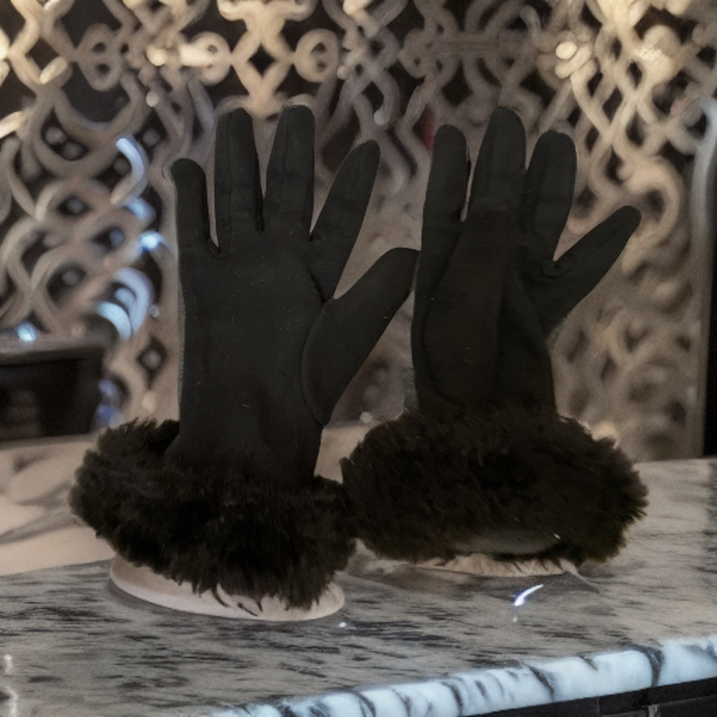 Rubynee Vintage y2k Faux fur grey gloves