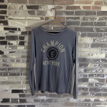 Vintage blue champion new york tshirt size S