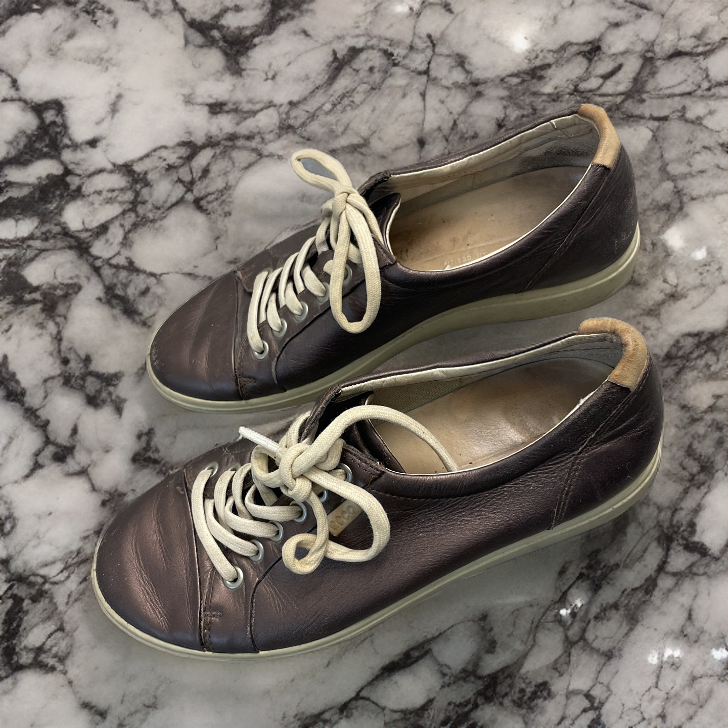 Rubynee Vintage y2k ECCO Womens Soft Brown Sneaker