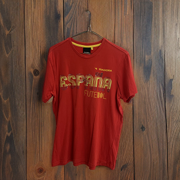 Vintage red spain national football team tshirt size M