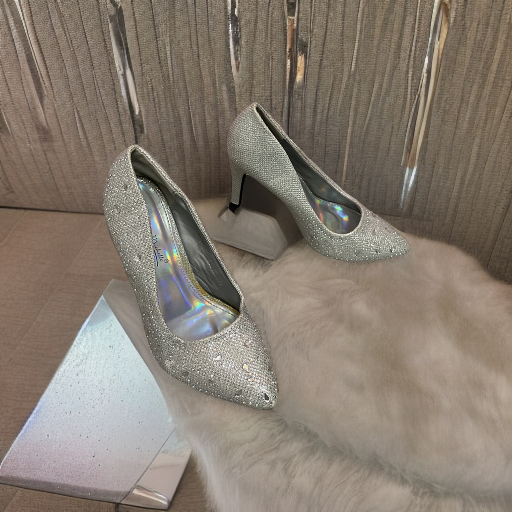 Rubynee Vintage y2k Ladies Anne Michelle Silver sparkling high heel Shoes'