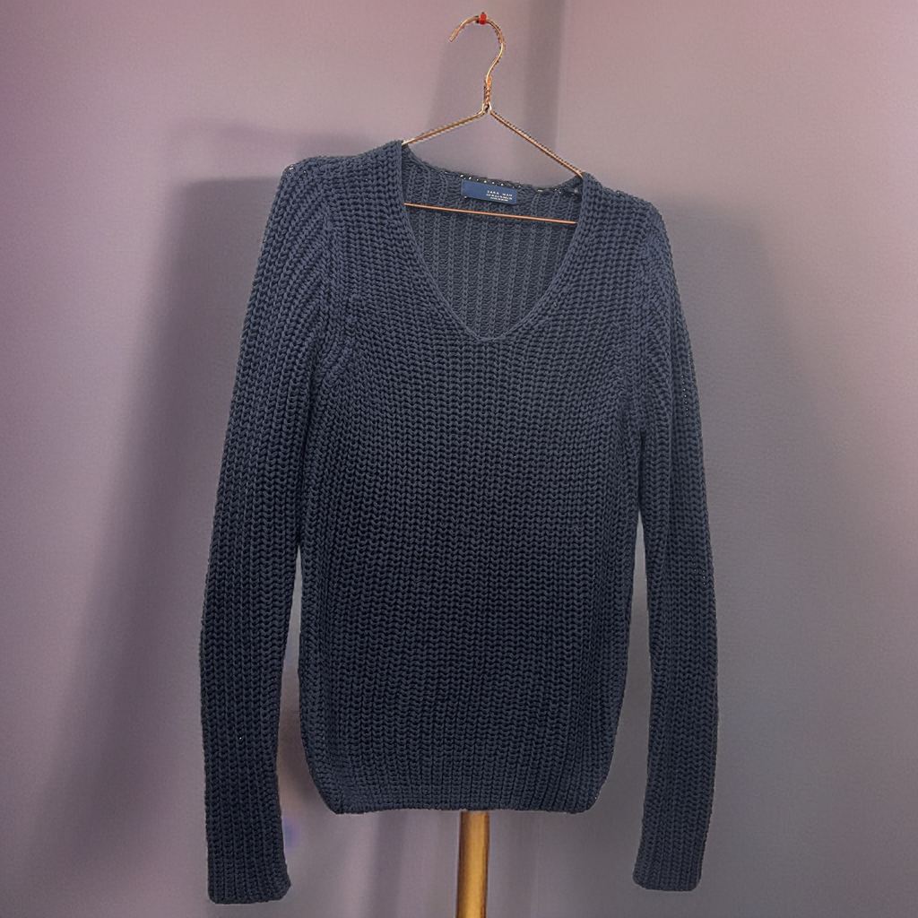 Rubynee Vintage y2k Zara Knitted Blue V-Neck Sweater