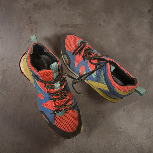Vintage mens multicolor runner sneakers size 41