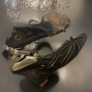 Vintage women karen millen strap black sandals size 7