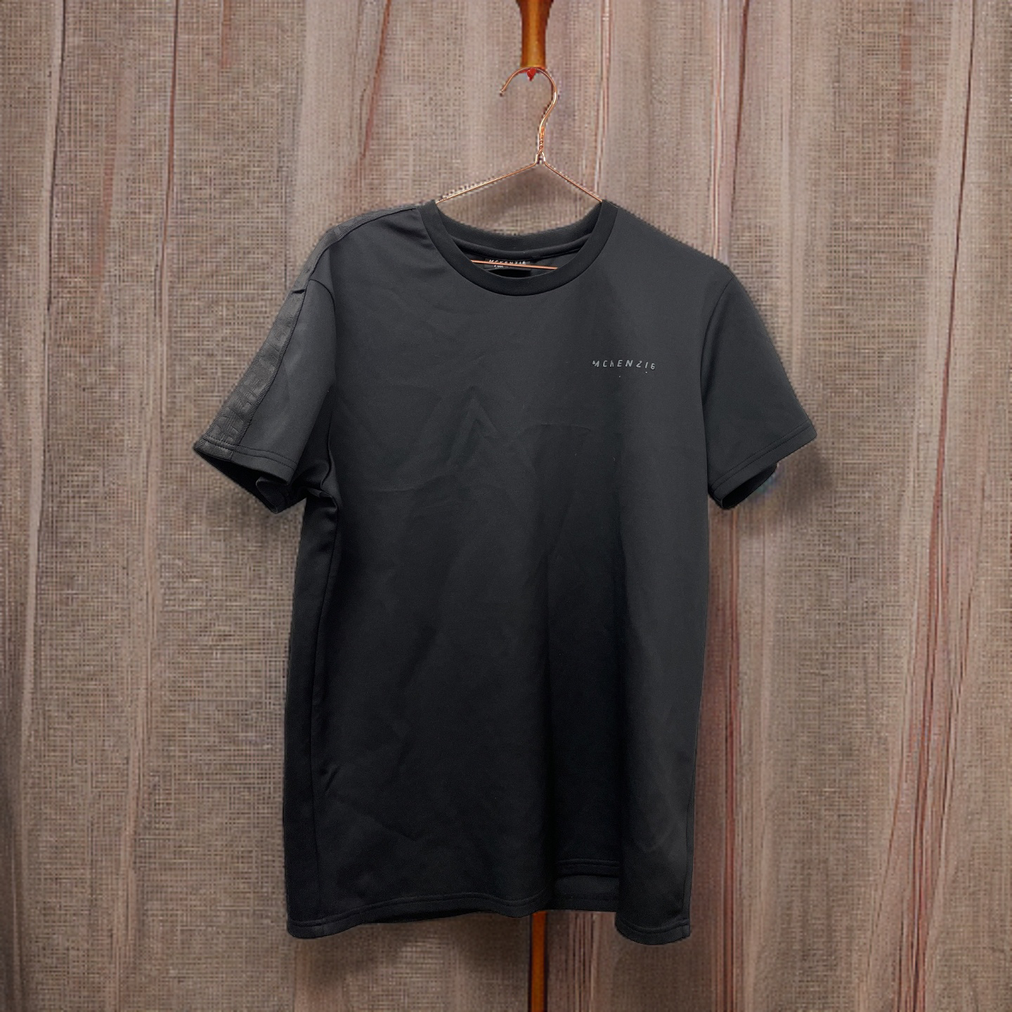 Rubynee  Vintage y2k heavy cotton black Mckenzie Tshirt size M