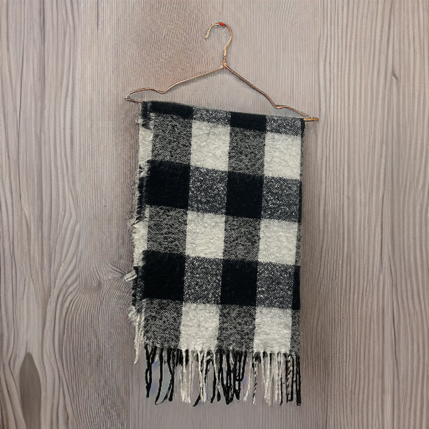 Rubynee Vintage y2k black and white checkered scarf