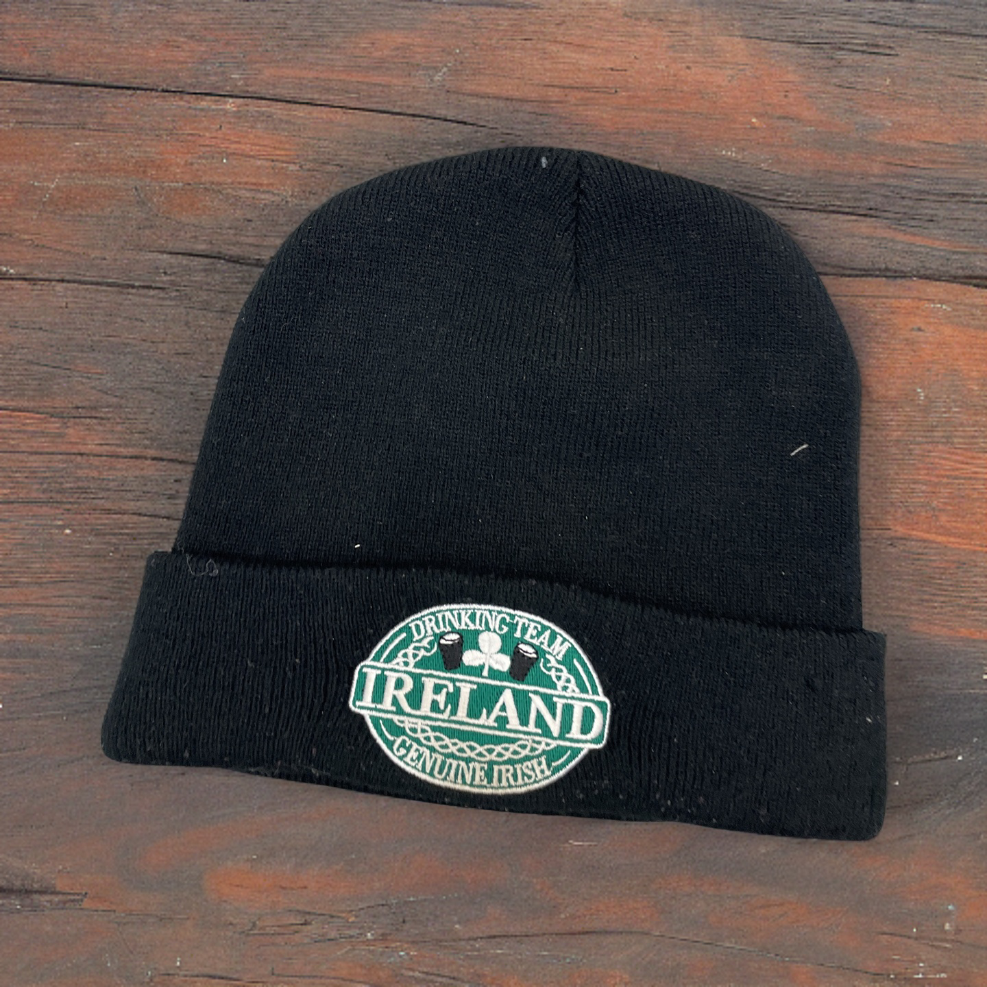 Rubynee Vintage y2k Knitted Black Beanie Turn Up Hat With Ireland Drinking Team Crest Design