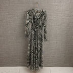 Rubynee  Vintage y2k Black And White Zebra Print Midi Shirt Dress
