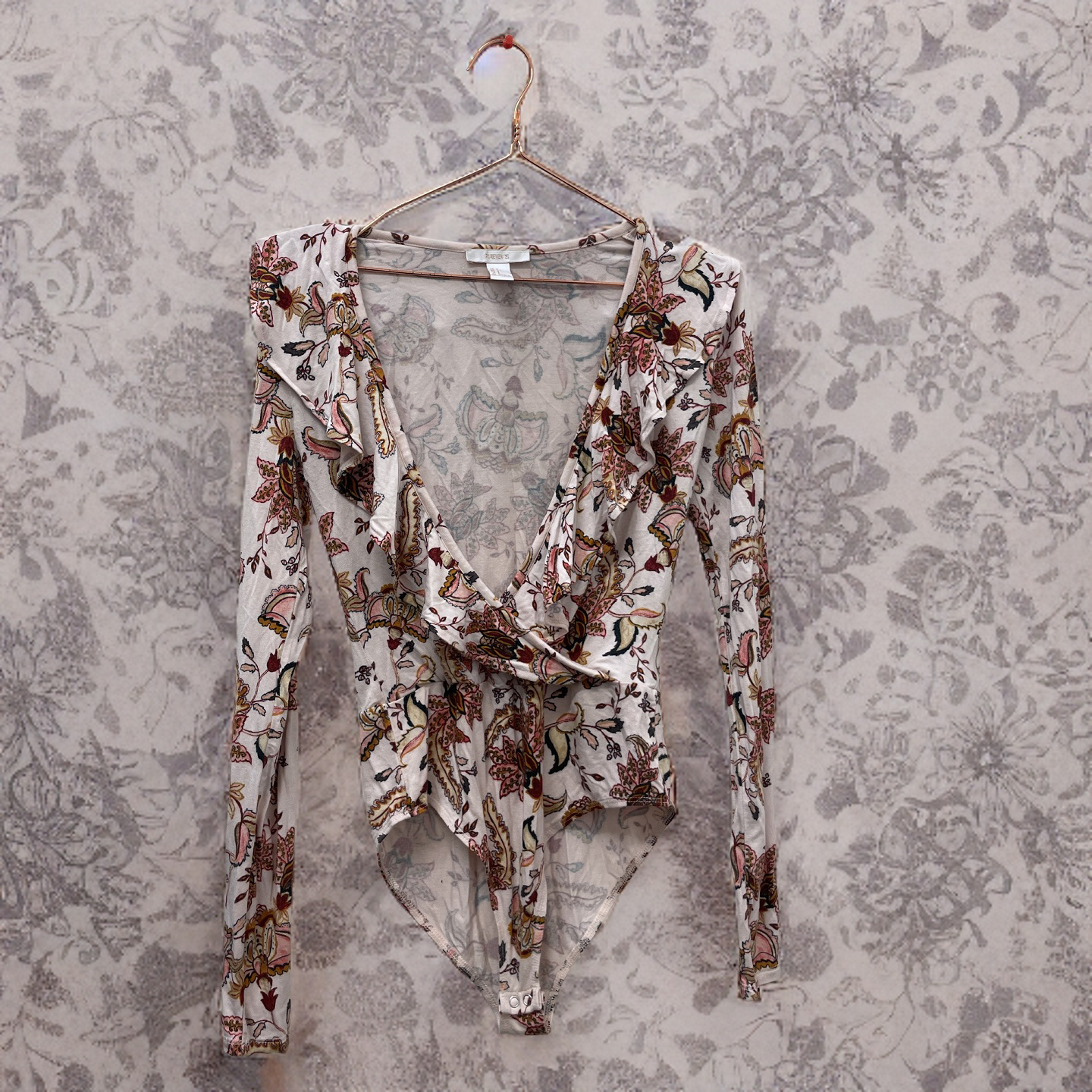 Rubynee Vintage y2k peach floral long sleeve womens bodysuit size S