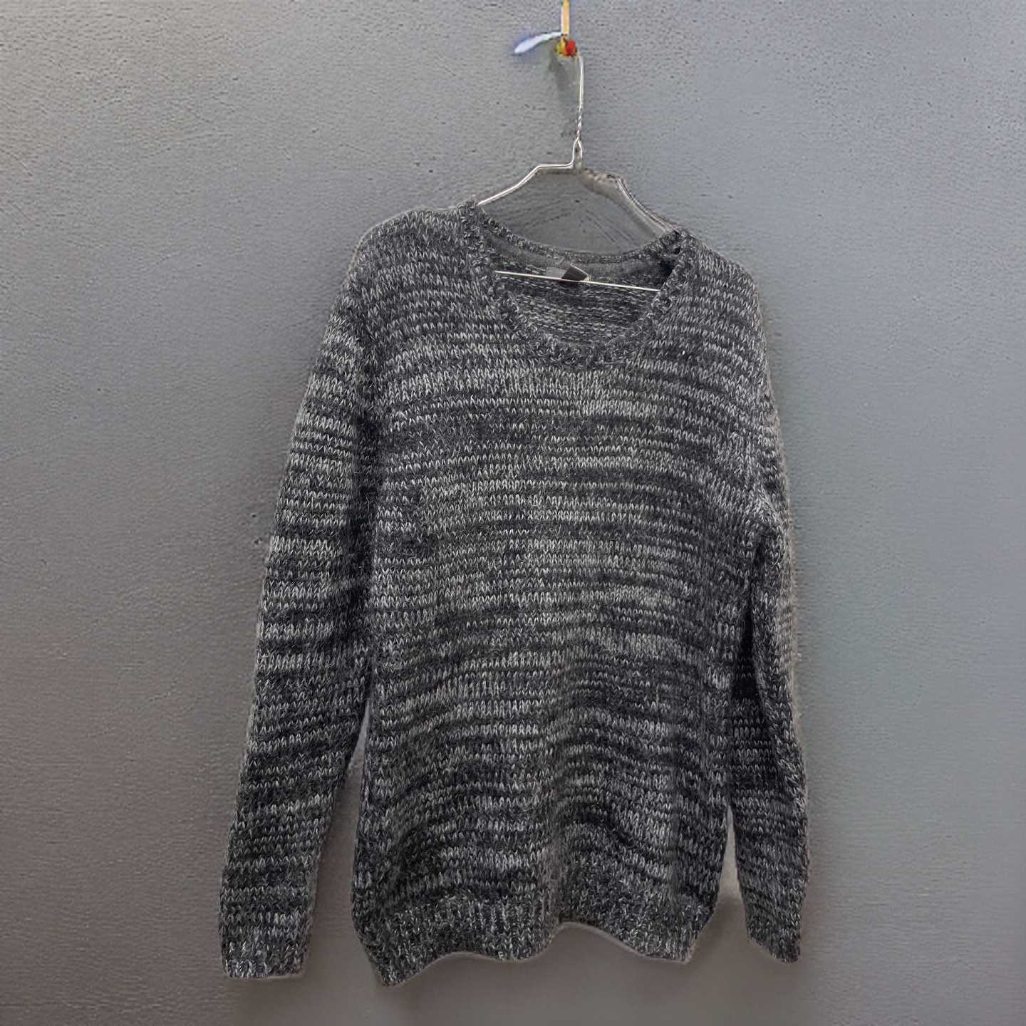 Vintage y2k H&M fine wool crew neck grey jumper