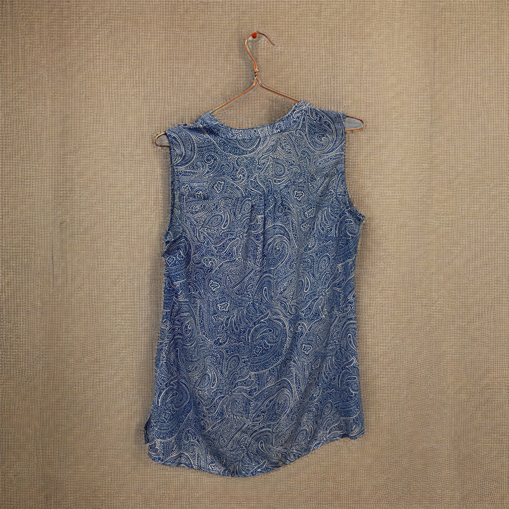 Rubynee  Vintage y2k Blue Chaus New York Small Top