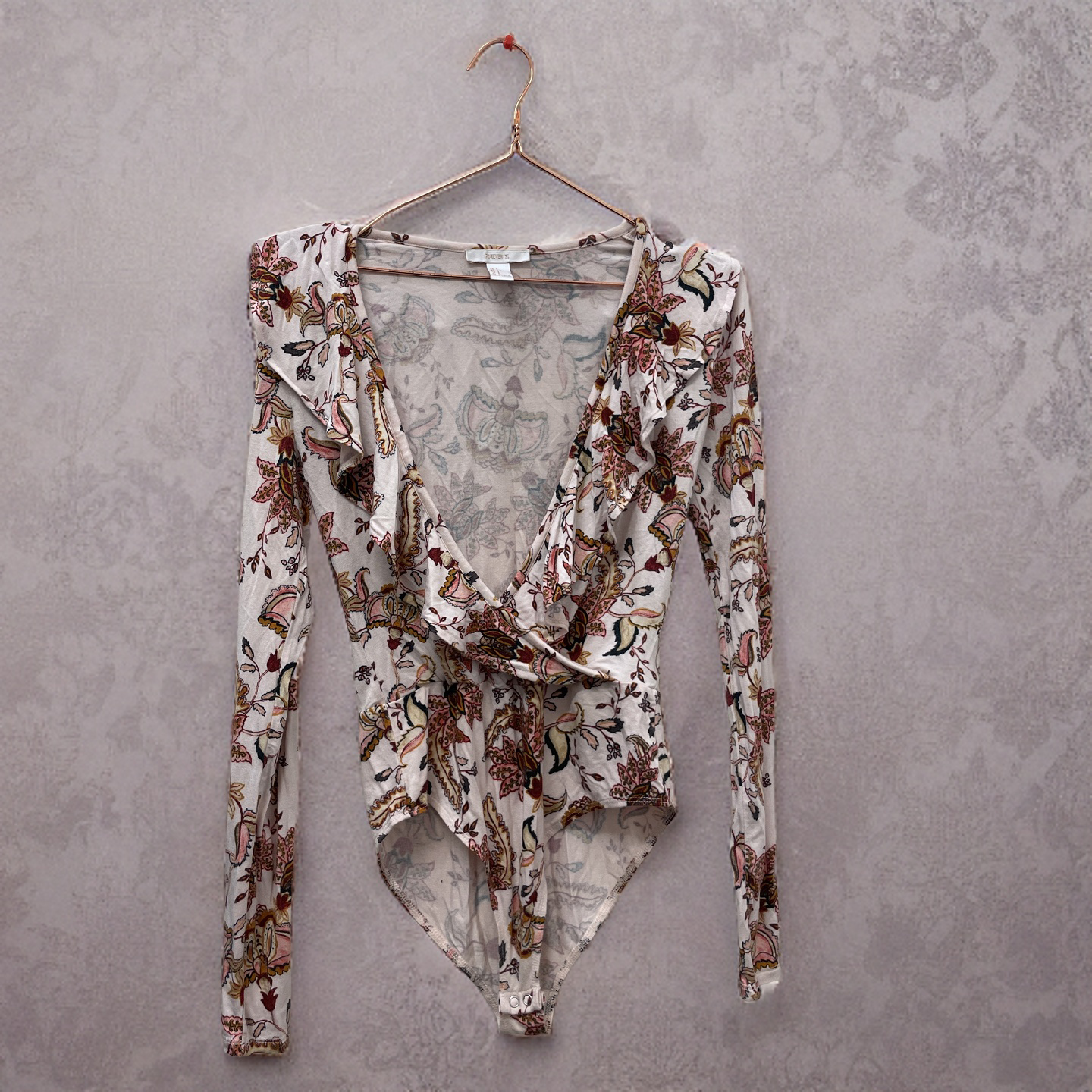 Rubynee Vintage y2k peach floral long sleeve womens bodysuit size S