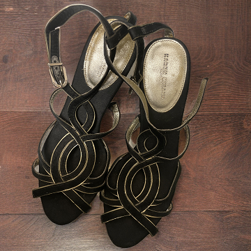 Vintage women karen millen strap black sandals size 7
