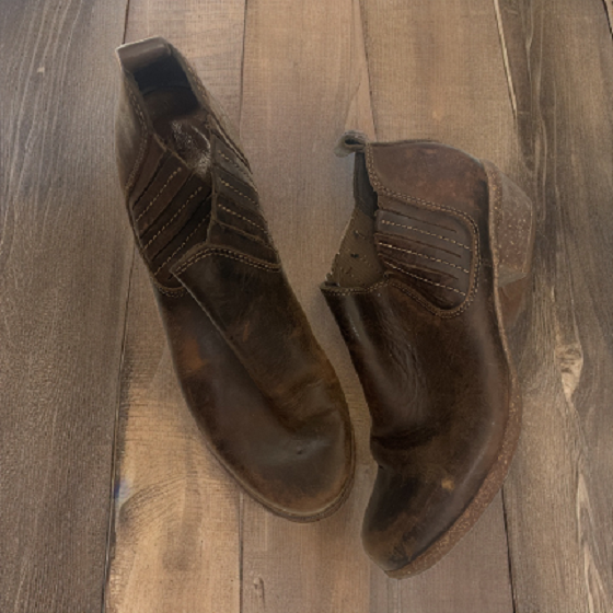 Vintage woman brown ankle leather boot size uk 4.5