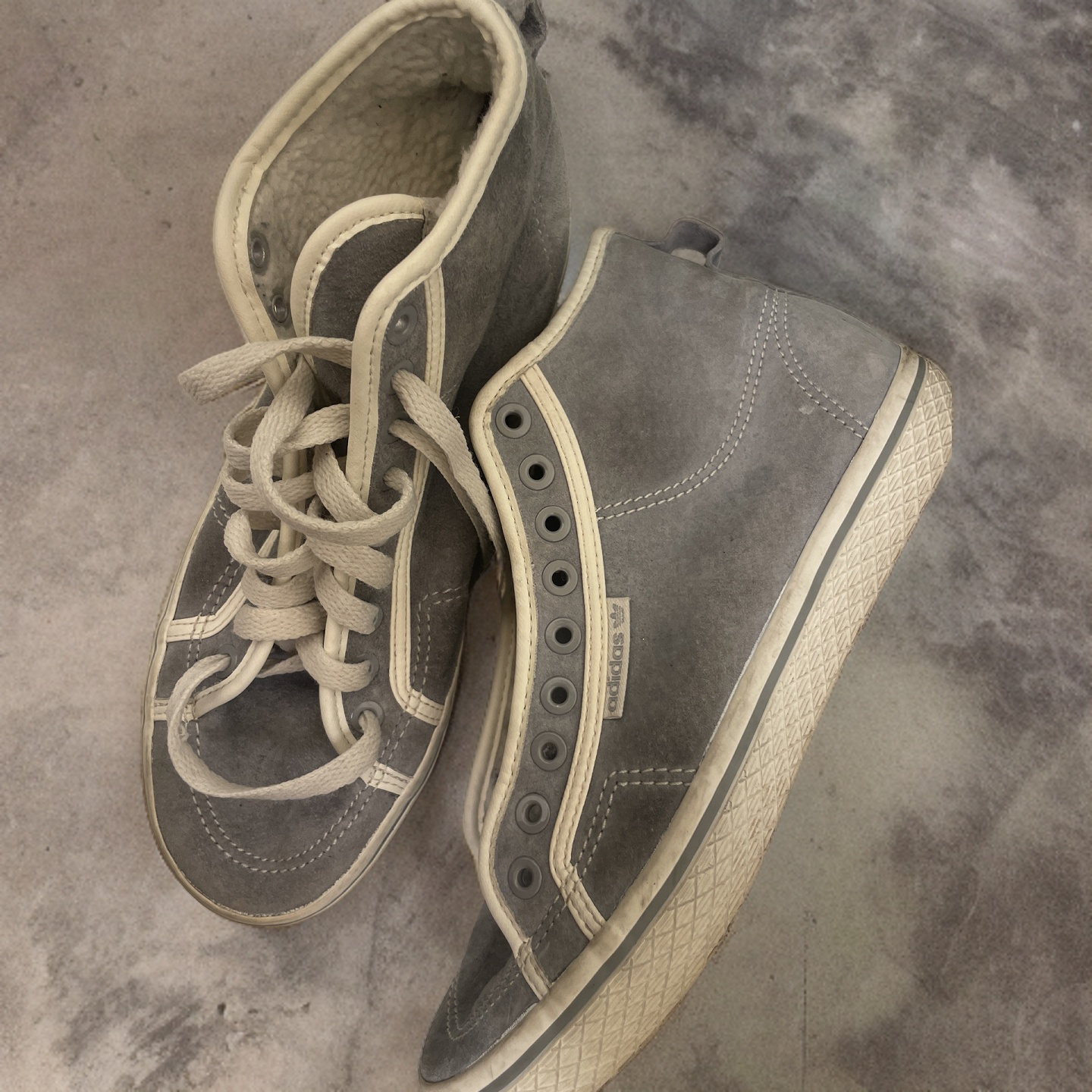 Vintage high-top adidas grey sneakers uk 6