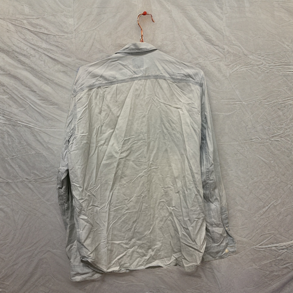 Rubynee Vintage y2k GAP Denim standard fit shirt size M