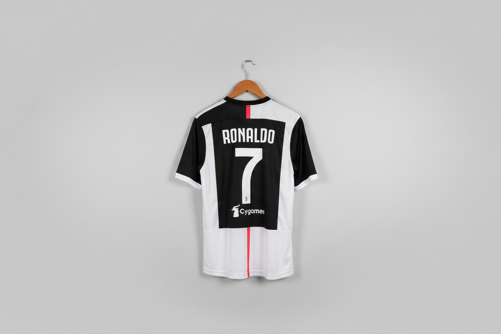 Cristiano Ronaldo #7 Juventus FC home jersey from the 2019/2020 season. 