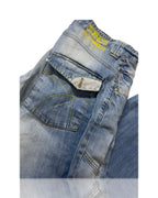 Henleys Jeans Adult 34x31 Medium Wash Straight Leg lap Pockets Baggy Mens Slight tear at the bottom|SKU 4250