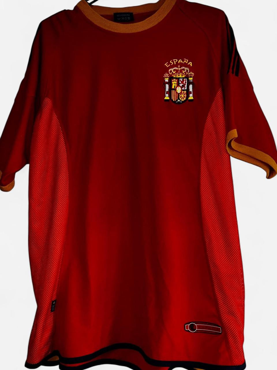 Vintage Spain 2002 World Cup red and yellow football shirt football raul no 10 size xl 
SKU 7084