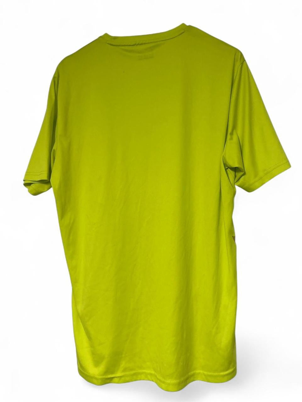 Green Hummel sportswear t-shirt #sportswear
Size :Xl