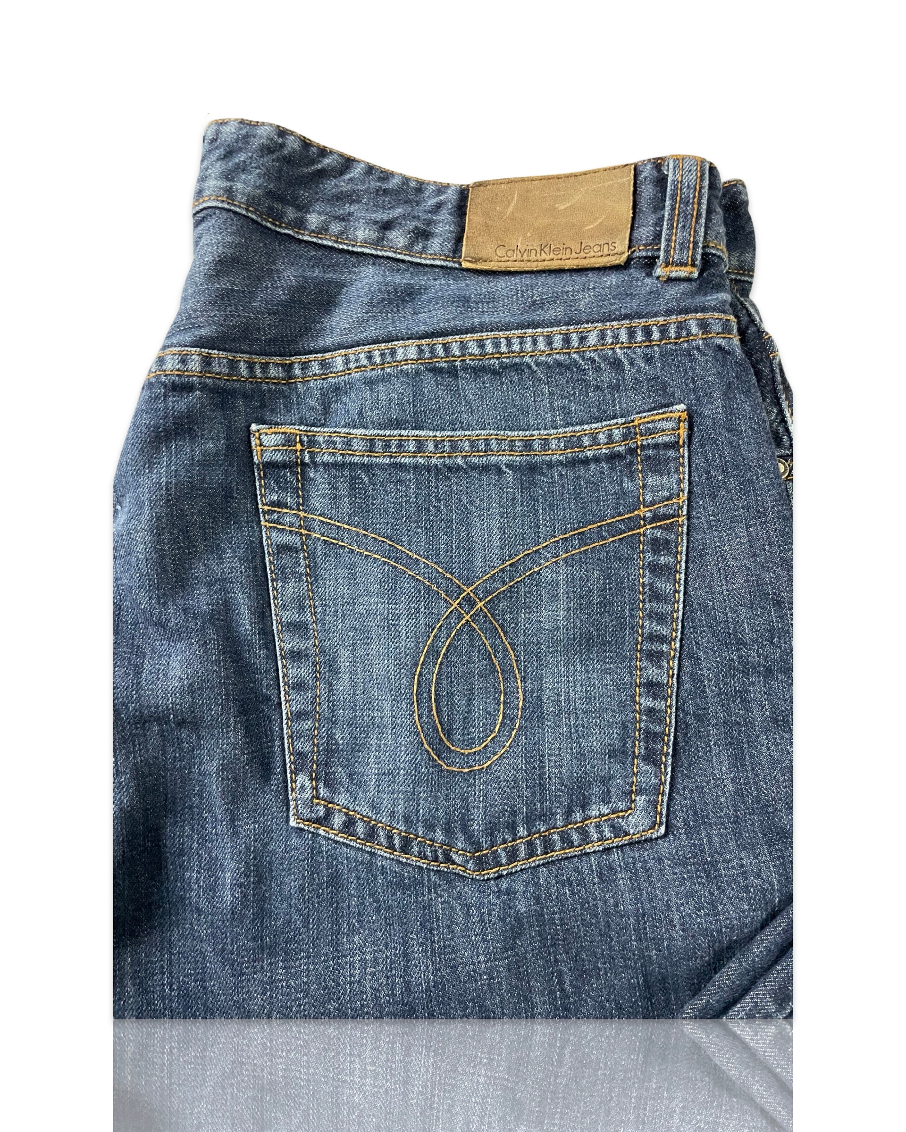 Calvin Klein Mens vintage denim blue jeans waist 36 |length 33