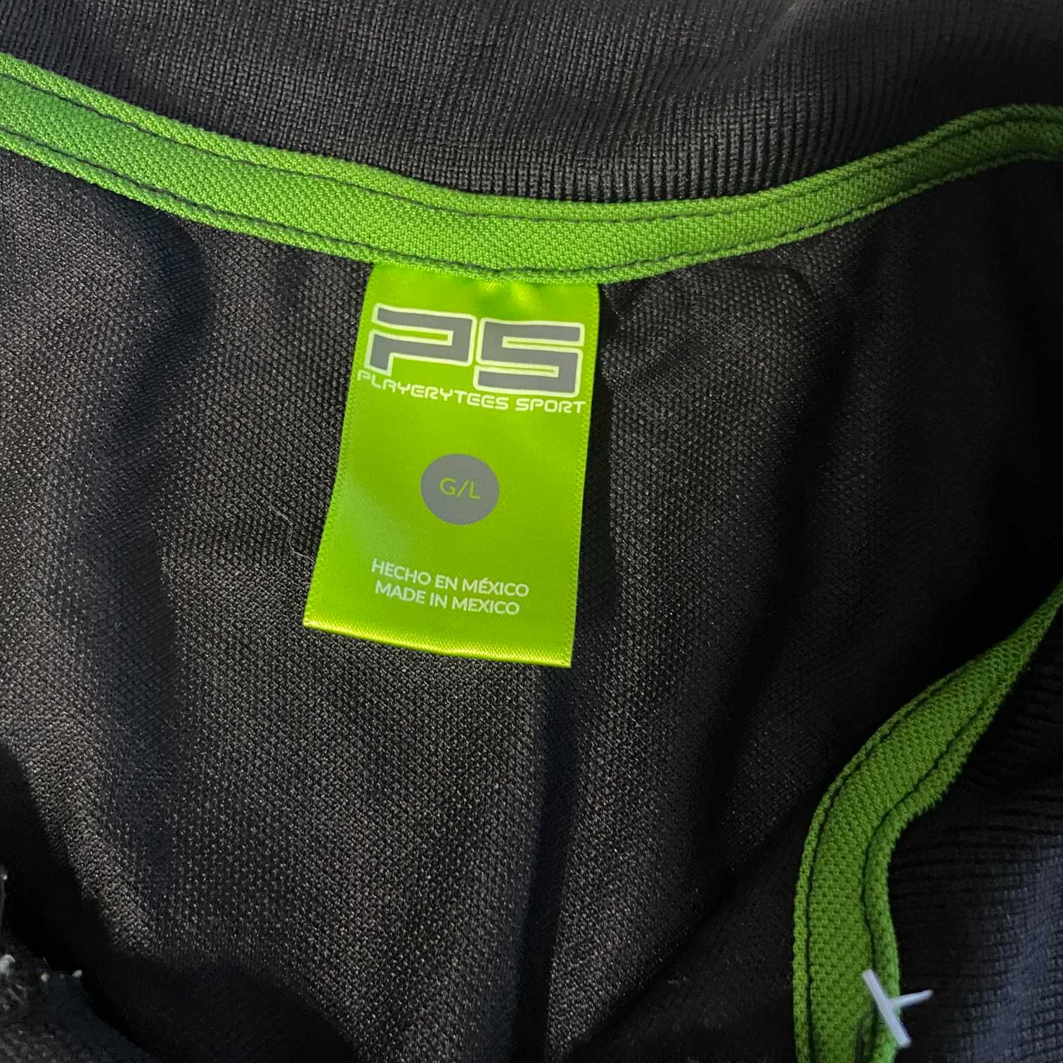 Vintage men Playerytees Sport black polo tees in L|L31 W20|SKU 5541