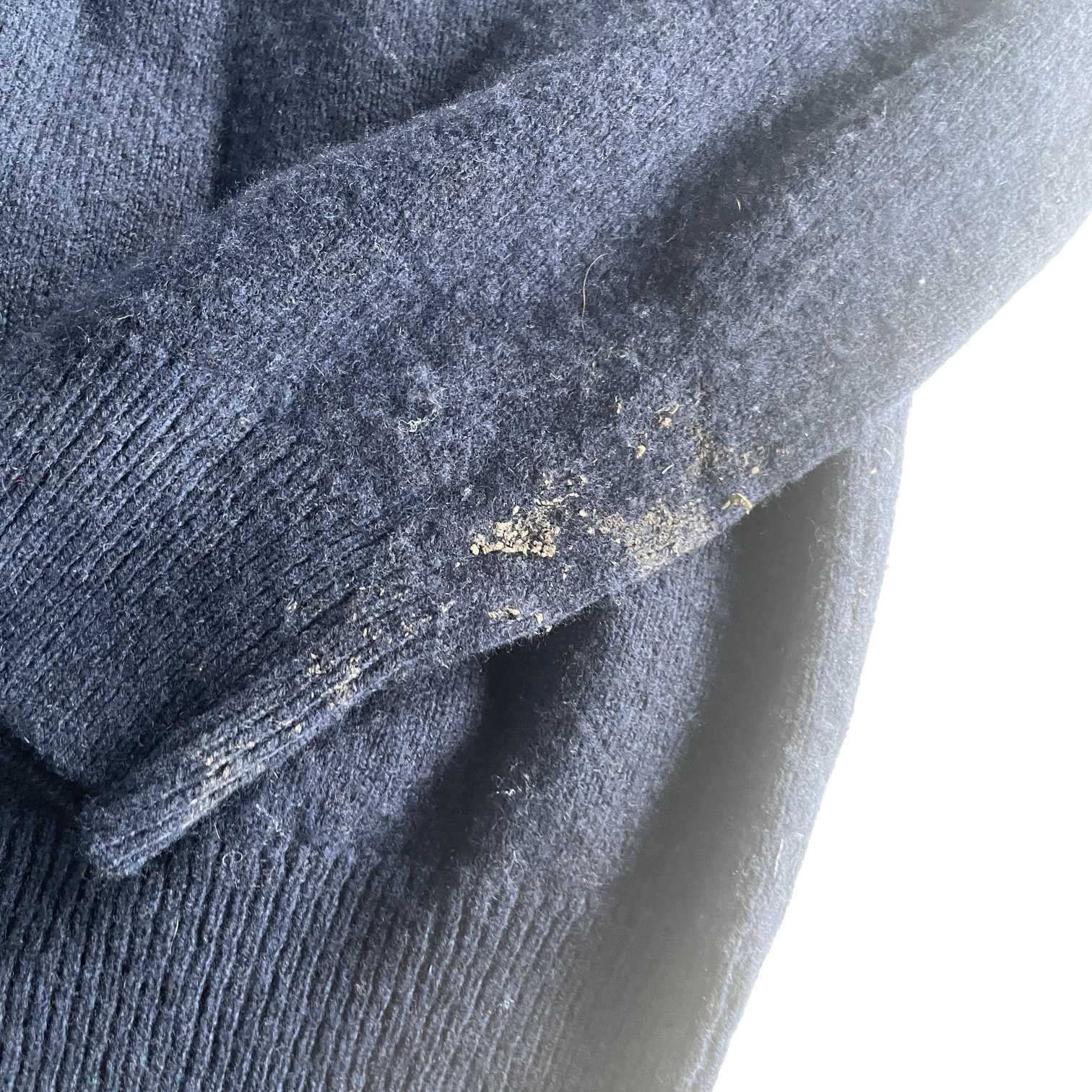 Vintage men M&S extra fine Lambswool knited crew neck navy sweatshirt in L|L26 W20|SKU 5560