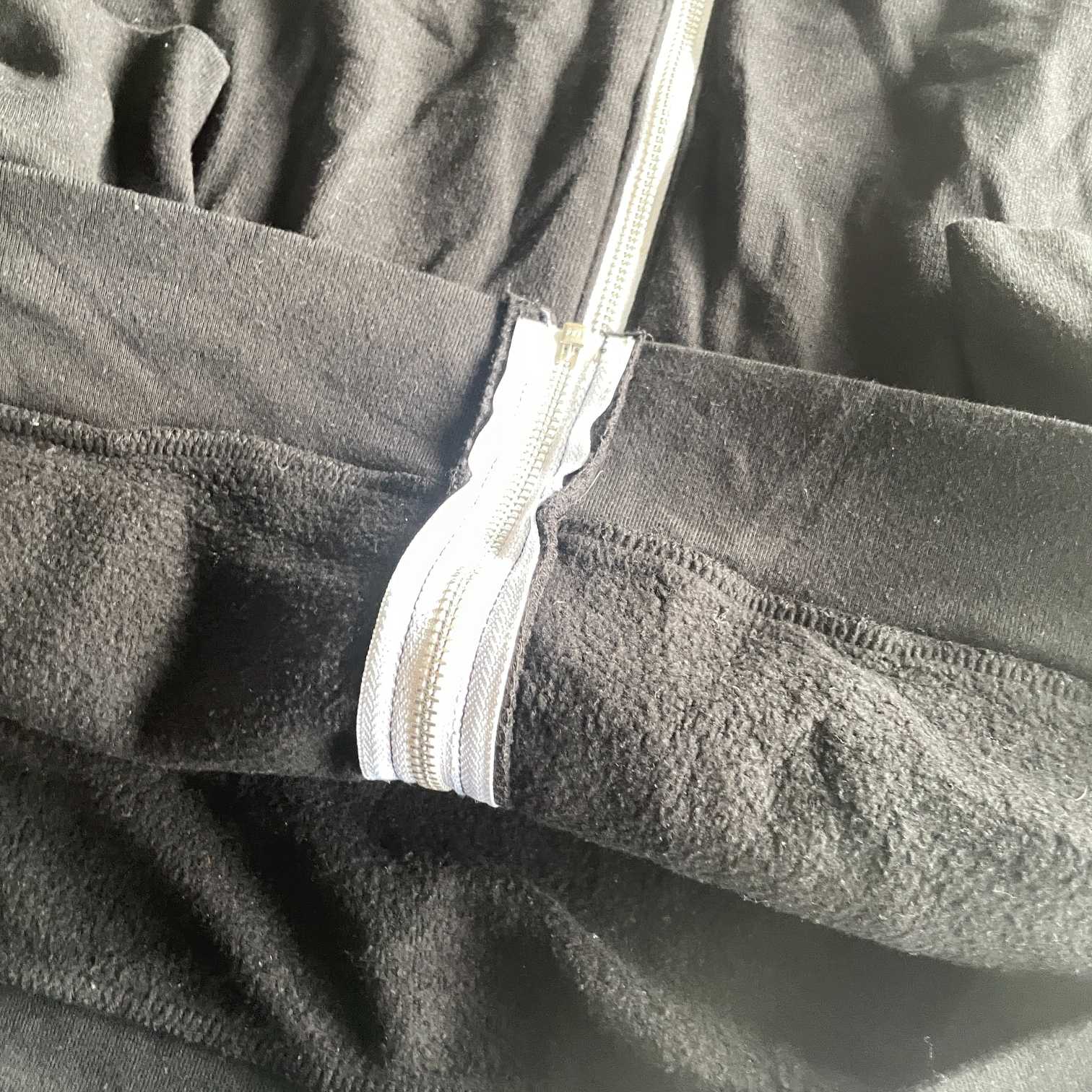 Vintage men Navigator full zip regular fit black hoodie in L| L28 W19 |SKU 5578