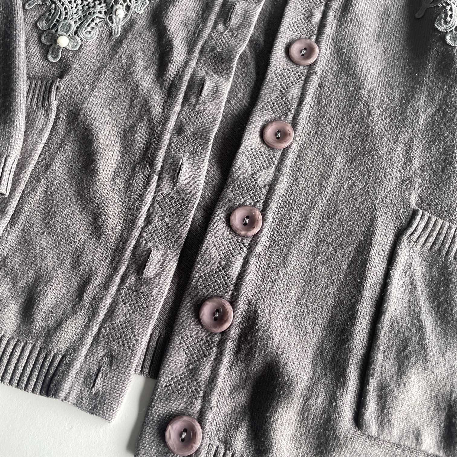 Vintage women cream button up double pocket knit sweater in L/XL| L25 W21|SKU 5604