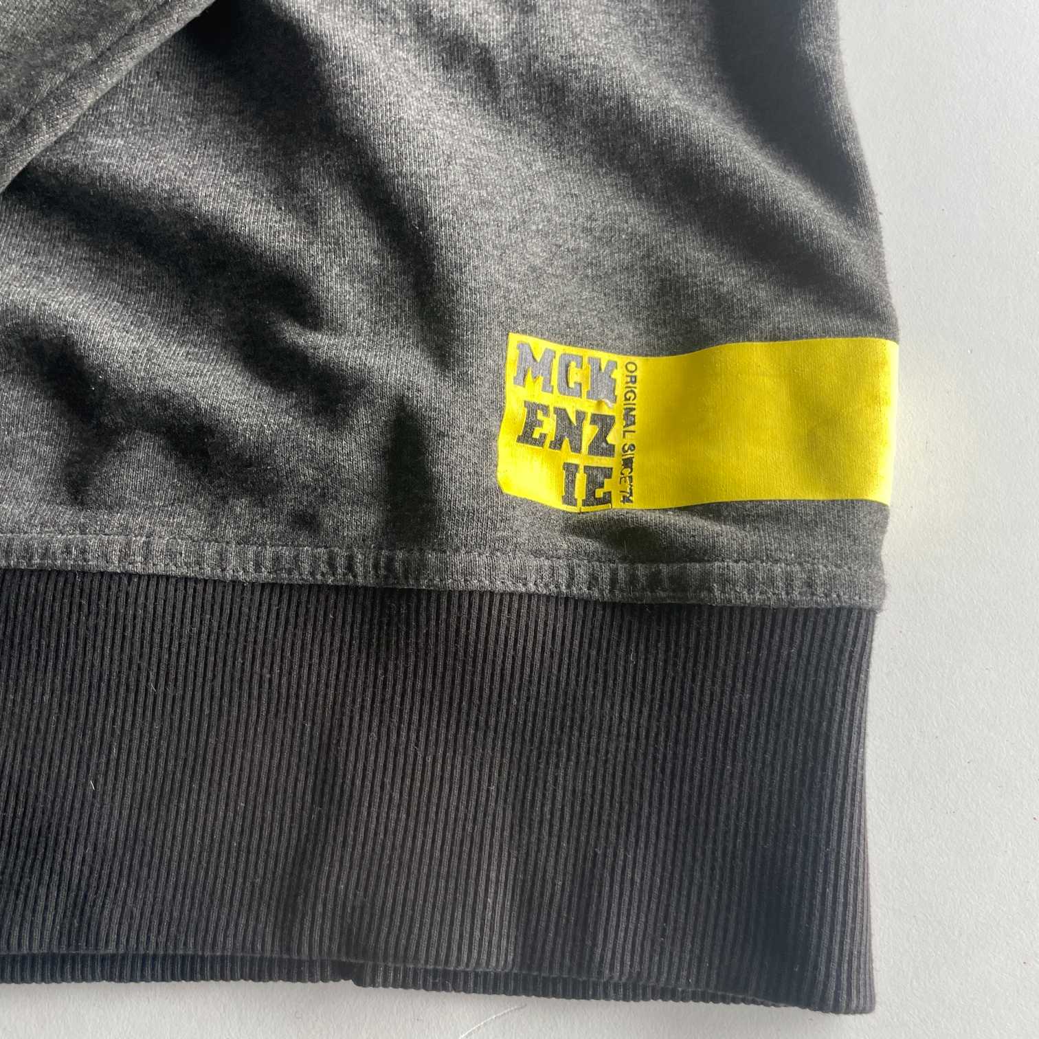 Vintage men grey Mckenzie 1/4 button hoodie in XL| L28 W22|SKU 5609