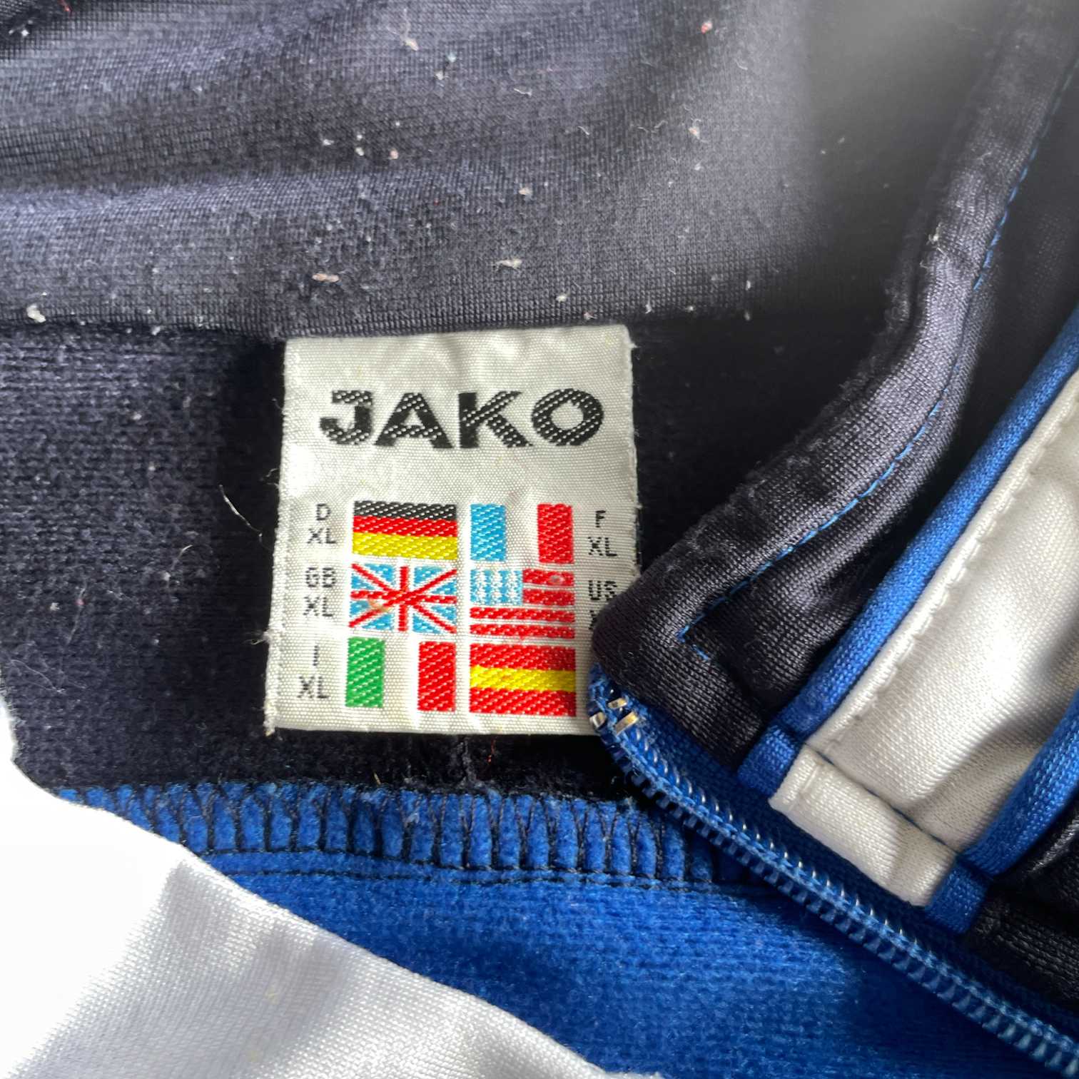 Vintage men Jako full zip high neck blue color block track top in XL|L29 W26|SKU 5644